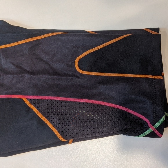 Women's CW-X sz Small Joint Stabilizer Long Shorts - Picture 4 of 5